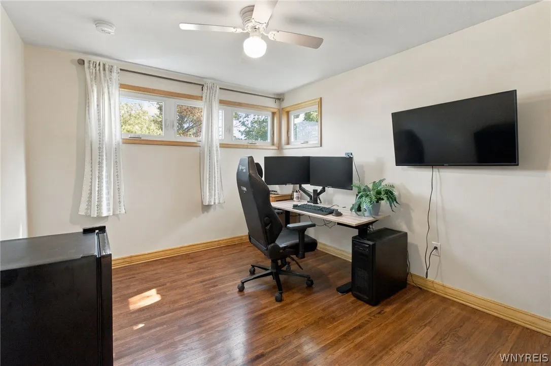 708 Montrose Avenue, Tonawanda, New York 14223, Tonawanda, New York 14223, 2 Bedroom Bedrooms, 5 Room Rooms,1 BathroomBathrooms,Residential,For Sale,708 Montrose Avenue, Tonawanda, New York 14223,0,B1724472