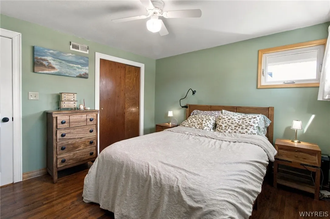 708 Montrose Avenue, Tonawanda, New York 14223, Tonawanda, New York 14223, 2 Bedroom Bedrooms, 5 Room Rooms,1 BathroomBathrooms,Residential,For Sale,708 Montrose Avenue, Tonawanda, New York 14223,0,B1724472