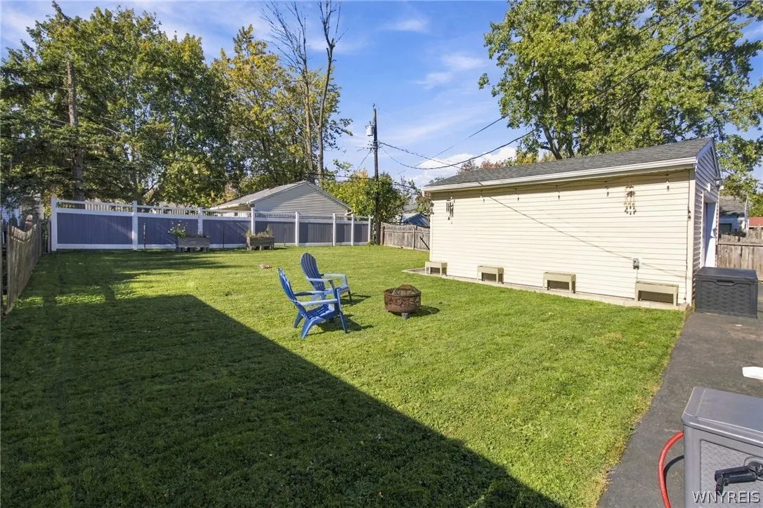 708 Montrose Avenue, Tonawanda, New York 14223, Tonawanda, New York 14223, 2 Bedroom Bedrooms, 5 Room Rooms,1 BathroomBathrooms,Residential,For Sale,708 Montrose Avenue, Tonawanda, New York 14223,0,B1724472