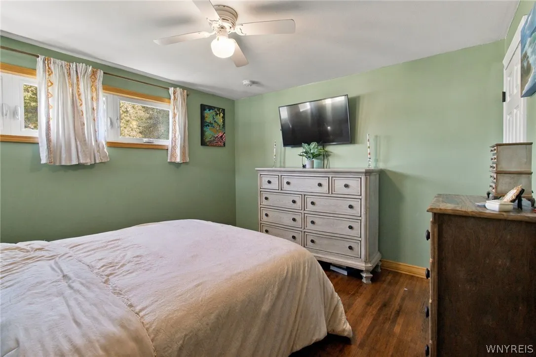 708 Montrose Avenue, Tonawanda, New York 14223, Tonawanda, New York 14223, 2 Bedroom Bedrooms, 5 Room Rooms,1 BathroomBathrooms,Residential,For Sale,708 Montrose Avenue, Tonawanda, New York 14223,0,B1724472