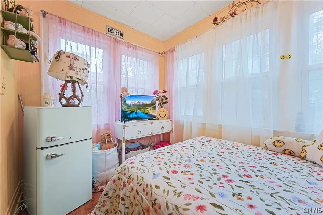 207 Fellows Ave Avenue, Syracuse, New York 13210, Syracuse, New York 13210, 6 Bedroom Bedrooms, ,2 BathroomBathrooms,Residential,For Sale,207 Fellows Ave Avenue, Syracuse, New York 13210,0,S1723193