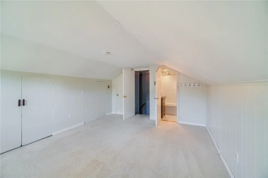 164 South Main Street, Perinton, New York 14450, Perinton, New York 14450, 4 Bedroom Bedrooms, 12 Room Rooms,2 BathroomBathrooms,Residential,For Sale,164 South Main Street, Perinton, New York 14450,0,R1723417