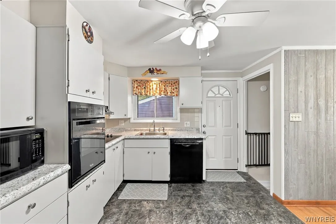 237 Athens Boulevard, Tonawanda, New York 14223, Tonawanda, New York 14223, 3 Bedroom Bedrooms, 5 Room Rooms,1 BathroomBathrooms,Residential,For Sale,237 Athens Boulevard, Tonawanda, New York 14223,0,B1721870