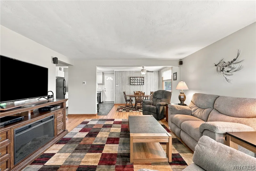 237 Athens Boulevard, Tonawanda, New York 14223, Tonawanda, New York 14223, 3 Bedroom Bedrooms, 5 Room Rooms,1 BathroomBathrooms,Residential,For Sale,237 Athens Boulevard, Tonawanda, New York 14223,0,B1721870