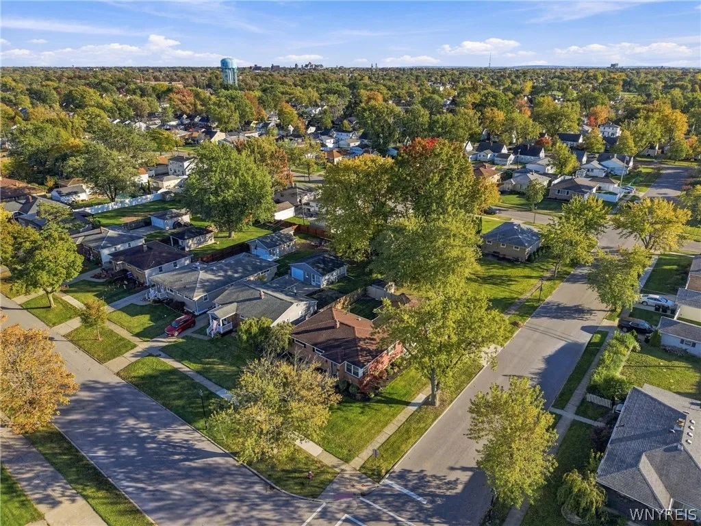 237 Athens Boulevard, Tonawanda, New York 14223, Tonawanda, New York 14223, 3 Bedroom Bedrooms, 5 Room Rooms,1 BathroomBathrooms,Residential,For Sale,237 Athens Boulevard, Tonawanda, New York 14223,0,B1721870
