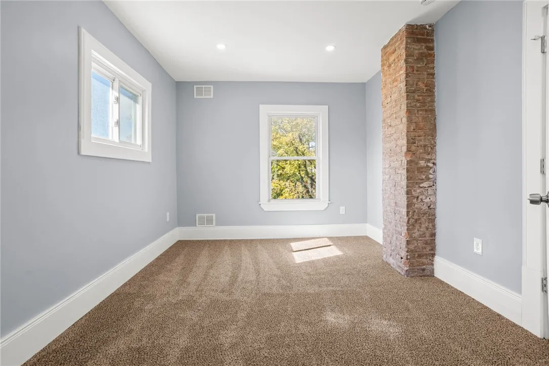 7 Hull Park, Batavia City, New York 14020, Batavia City, New York 14020, 3 Bedroom Bedrooms, 6 Room Rooms,2 BathroomBathrooms,Residential,For Sale,7 Hull Park, Batavia City, New York 14020,0,R1724520