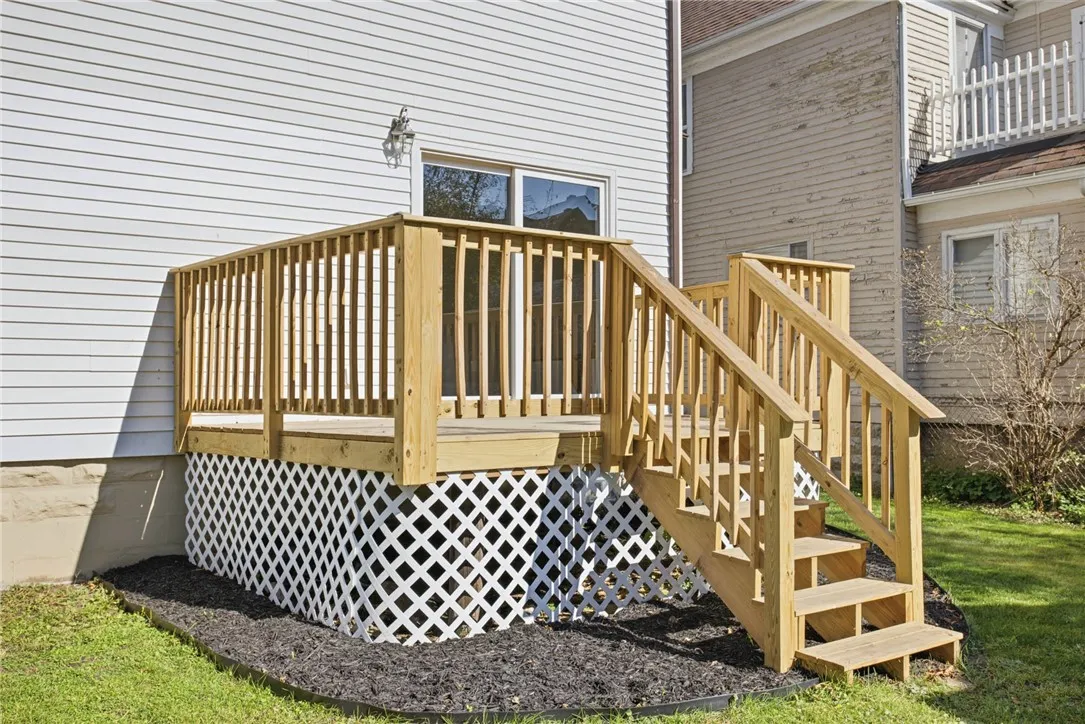 7 Hull Park, Batavia City, New York 14020, Batavia City, New York 14020, 3 Bedroom Bedrooms, 6 Room Rooms,2 BathroomBathrooms,Residential,For Sale,7 Hull Park, Batavia City, New York 14020,0,R1724520
