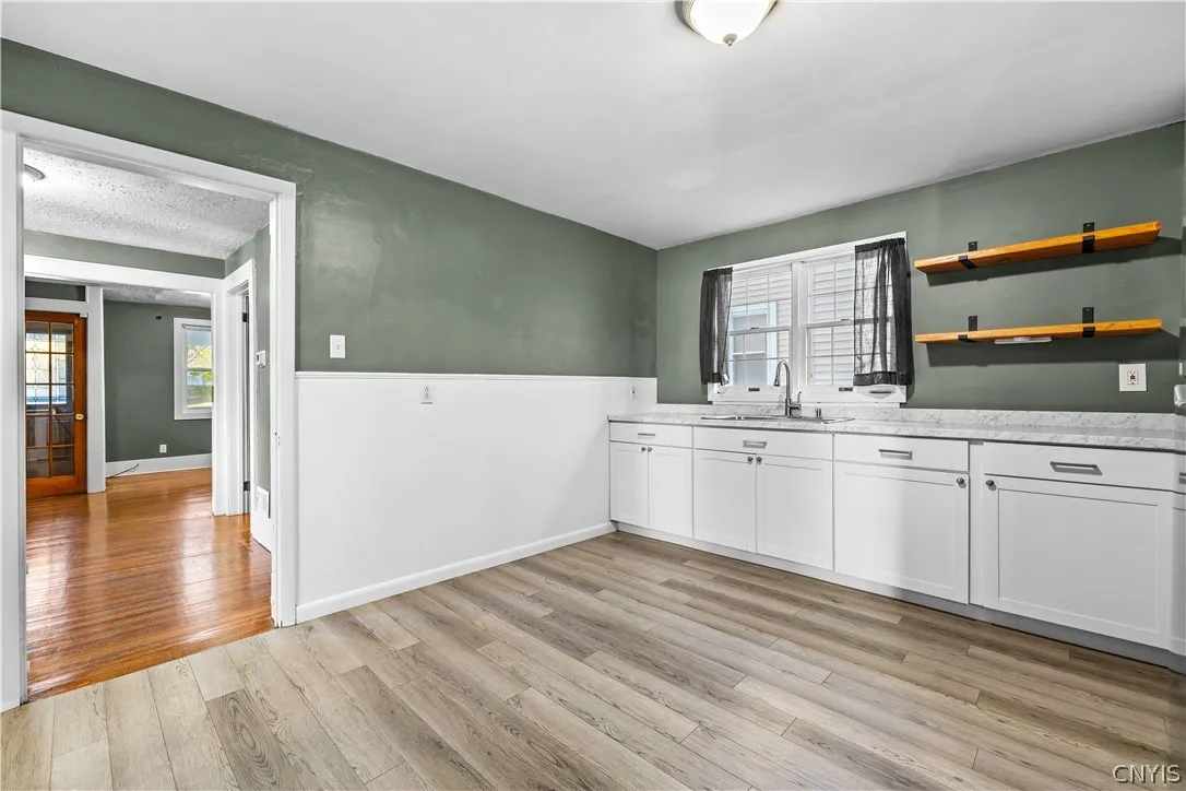 54 Burrstone Road, New Hartford, New York 13417, New Hartford, New York 13417, 4 Bedroom Bedrooms, ,2 BathroomBathrooms,Residential,For Sale,54 Burrstone Road, New Hartford, New York 13417,0,S1723976