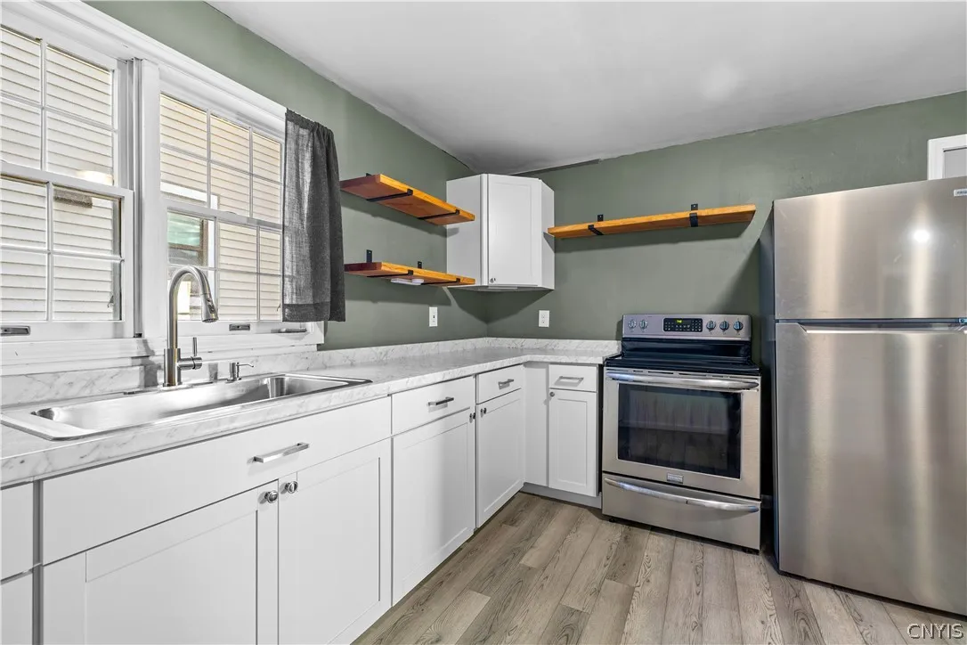 54 Burrstone Road, New Hartford, New York 13417, New Hartford, New York 13417, 4 Bedroom Bedrooms, ,2 BathroomBathrooms,Residential,For Sale,54 Burrstone Road, New Hartford, New York 13417,0,S1723976
