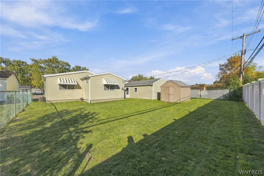 spacious yard