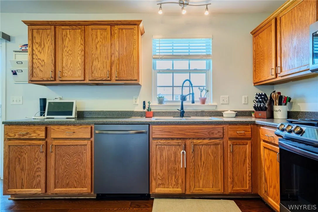 16 Jordy Court, Hamburg, New York 14075, Hamburg, New York 14075, 3 Bedroom Bedrooms, 5 Room Rooms,1 BathroomBathrooms,Residential,For Sale,16 Jordy Court, Hamburg, New York 14075,0,B1724010