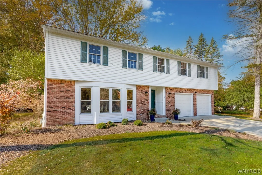 6 Stonehenge Court, Orchard Park, New York 14127, Orchard Park, New York 14127, 4 Bedroom Bedrooms, 9 Room Rooms,2 BathroomBathrooms,Residential,For Sale,6 Stonehenge Court, Orchard Park, New York 14127,0,B1723793