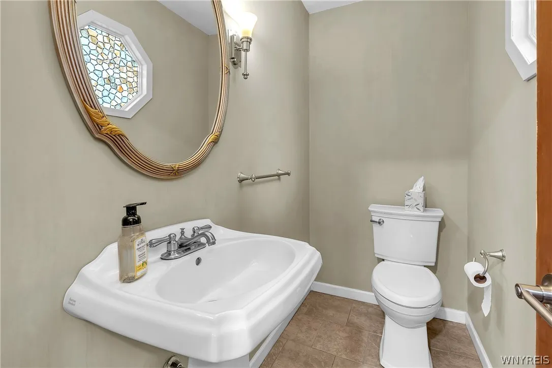 Lavatory