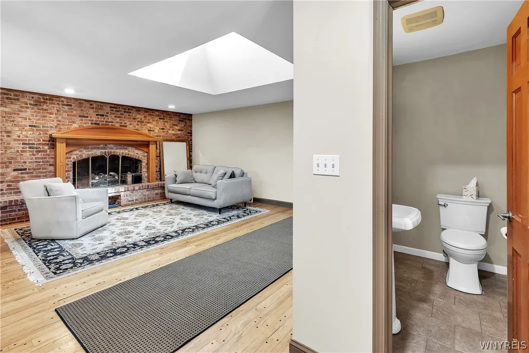 Family room/lavatory