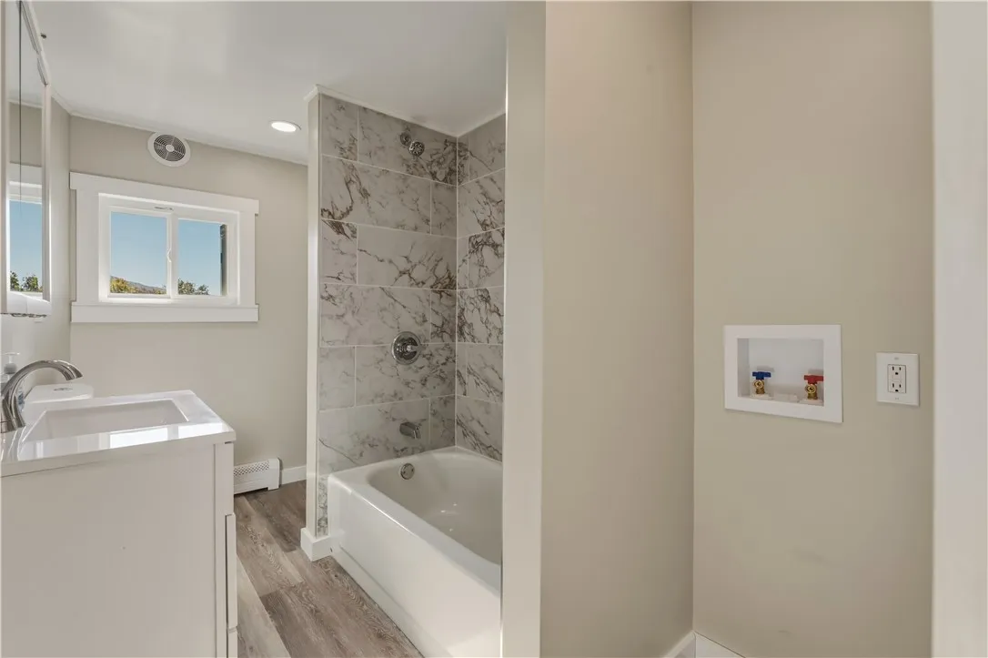 2nd Floor Bathroom view