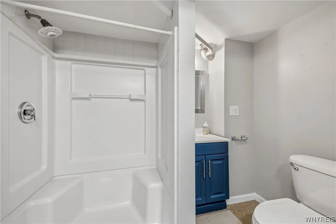 1394 99th St, Niagara Falls, New York 14304, Niagara Falls, New York 14304, 3 Bedroom Bedrooms, 8 Room Rooms,2 BathroomBathrooms,Residential,For Sale,1394 99th St, Niagara Falls, New York 14304,0,B1724178