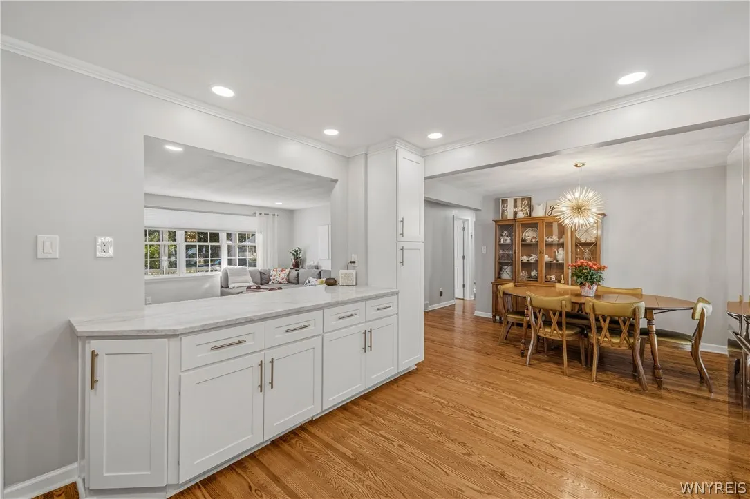 1394 99th St, Niagara Falls, New York 14304, Niagara Falls, New York 14304, 3 Bedroom Bedrooms, 8 Room Rooms,2 BathroomBathrooms,Residential,For Sale,1394 99th St, Niagara Falls, New York 14304,0,B1724178