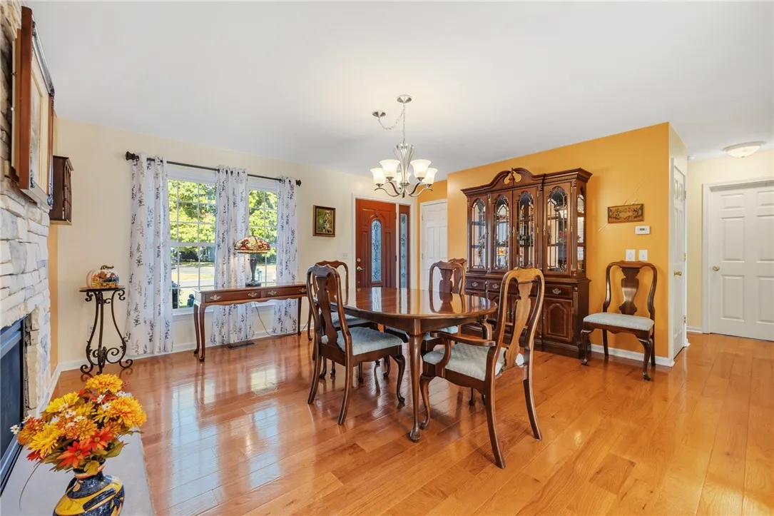 768 Patty Lane, Webster, New York 14580, Webster, New York 14580, 3 Bedroom Bedrooms, 5 Room Rooms,2 BathroomBathrooms,Residential,For Sale,768 Patty Lane, Webster, New York 14580,0,R1724410