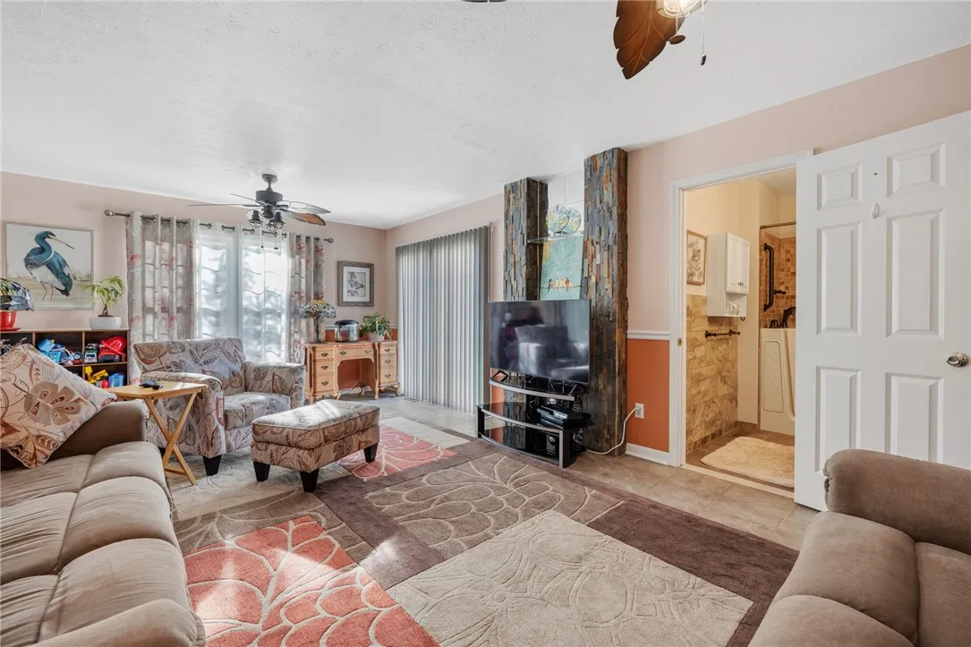 768 Patty Lane, Webster, New York 14580, Webster, New York 14580, 3 Bedroom Bedrooms, 5 Room Rooms,2 BathroomBathrooms,Residential,For Sale,768 Patty Lane, Webster, New York 14580,0,R1724410