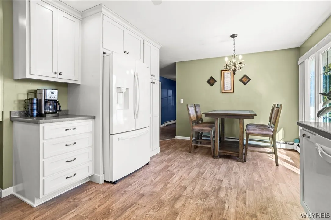 8434 Stringham Drive, Batavia, New York 14020, Batavia, New York 14020, 2 Bedroom Bedrooms, 7 Room Rooms,2 BathroomBathrooms,Residential,For Sale,8434 Stringham Drive, Batavia, New York 14020,0,B1724329
