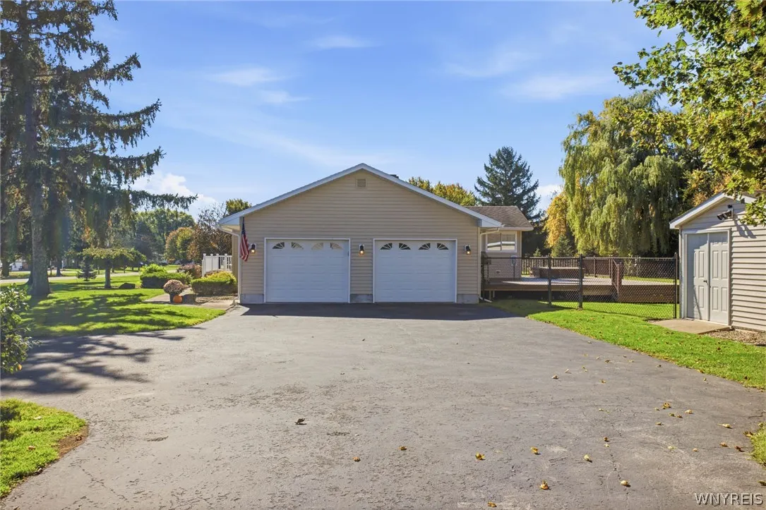 8434 Stringham Drive, Batavia, New York 14020, Batavia, New York 14020, 2 Bedroom Bedrooms, 7 Room Rooms,2 BathroomBathrooms,Residential,For Sale,8434 Stringham Drive, Batavia, New York 14020,0,B1724329