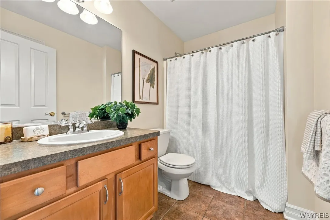 3852 Stone Ridge Road, Wheatfield, New York 14120, Wheatfield, New York 14120, 4 Bedroom Bedrooms, 10 Room Rooms,2 BathroomBathrooms,Residential,For Sale,3852 Stone Ridge Road, Wheatfield, New York 14120,0,B1723880
