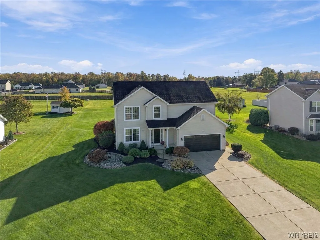 3852 Stone Ridge Road, Wheatfield, New York 14120, Wheatfield, New York 14120, 4 Bedroom Bedrooms, 10 Room Rooms,2 BathroomBathrooms,Residential,For Sale,3852 Stone Ridge Road, Wheatfield, New York 14120,0,B1723880