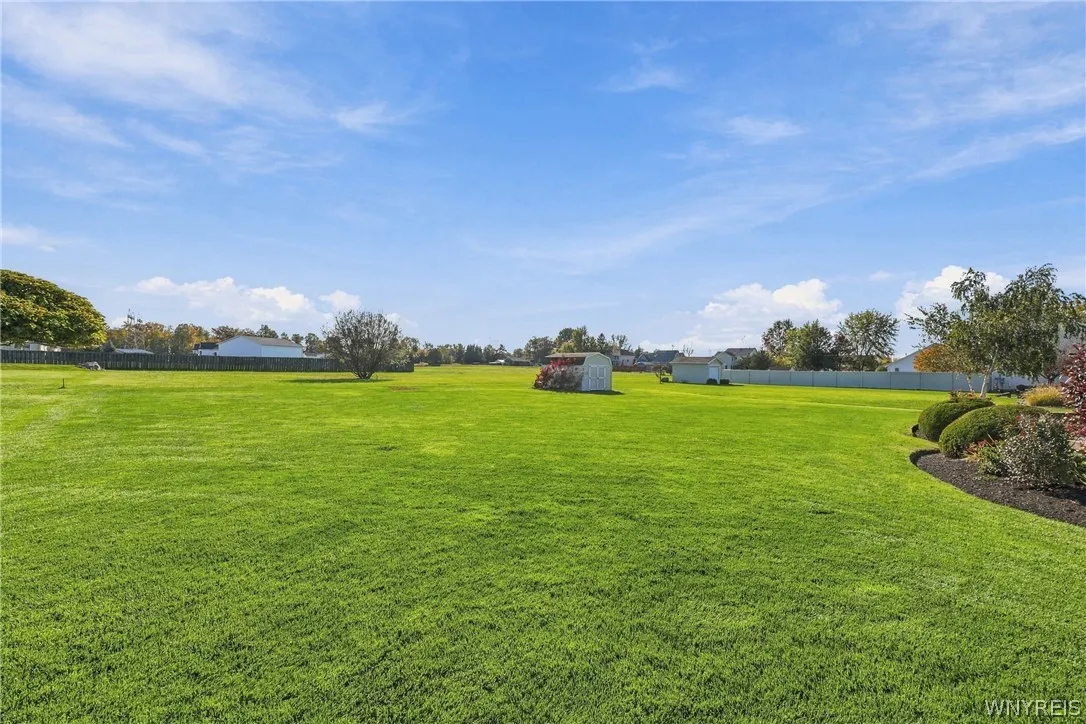 3852 Stone Ridge Road, Wheatfield, New York 14120, Wheatfield, New York 14120, 4 Bedroom Bedrooms, 10 Room Rooms,2 BathroomBathrooms,Residential,For Sale,3852 Stone Ridge Road, Wheatfield, New York 14120,0,B1723880