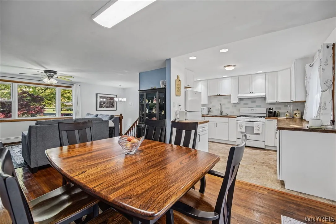 7132 Parkside Drive, Boston, New York 14075, Boston, New York 14075, 4 Bedroom Bedrooms, 10 Room Rooms,2 BathroomBathrooms,Residential,For Sale,7132 Parkside Drive, Boston, New York 14075,0,B1723522