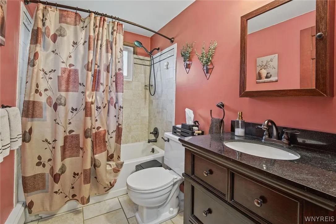 7132 Parkside Drive, Boston, New York 14075, Boston, New York 14075, 4 Bedroom Bedrooms, 10 Room Rooms,2 BathroomBathrooms,Residential,For Sale,7132 Parkside Drive, Boston, New York 14075,0,B1723522