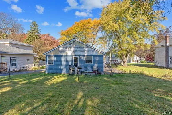 126 Erie Street, Oswego, New York 13126, Oswego, New York 13126, 2 Bedroom Bedrooms, 5 Room Rooms,1 BathroomBathrooms,Residential,For Sale,126 Erie Street, Oswego, New York 13126,0,S1724574