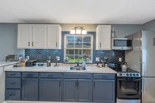 126 Erie Street, Oswego, New York 13126, Oswego, New York 13126, 2 Bedroom Bedrooms, 5 Room Rooms,1 BathroomBathrooms,Residential,For Sale,126 Erie Street, Oswego, New York 13126,0,S1724574