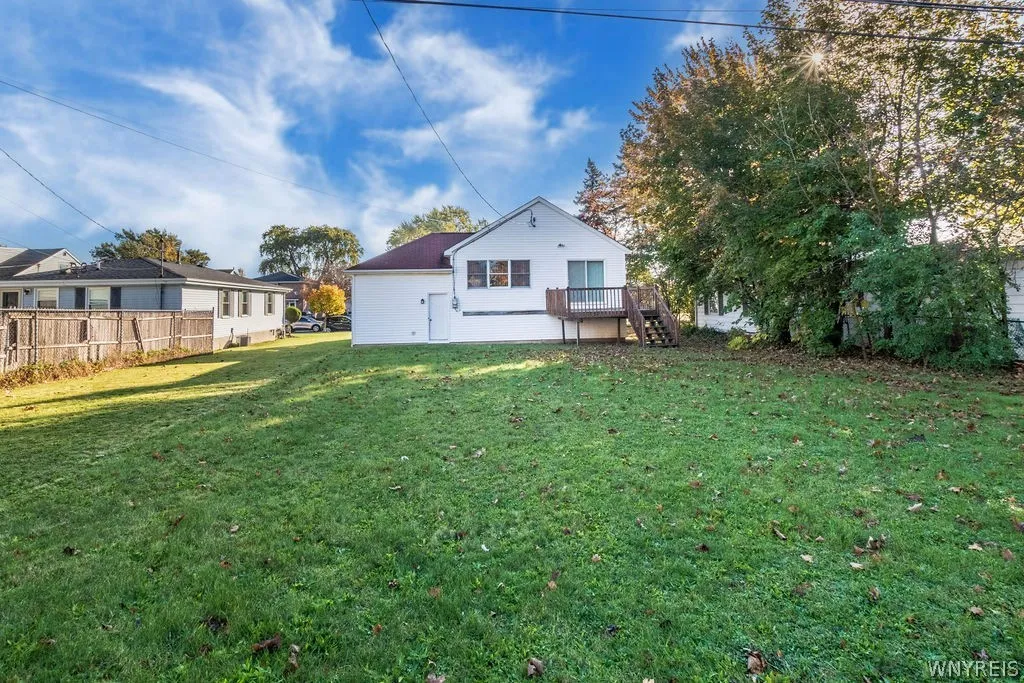 398 University Avenue, Tonawanda, New York 14223, Tonawanda, New York 14223, 2 Bedroom Bedrooms, 5 Room Rooms,1 BathroomBathrooms,Residential,For Sale,398 University Avenue, Tonawanda, New York 14223,0,B1723692