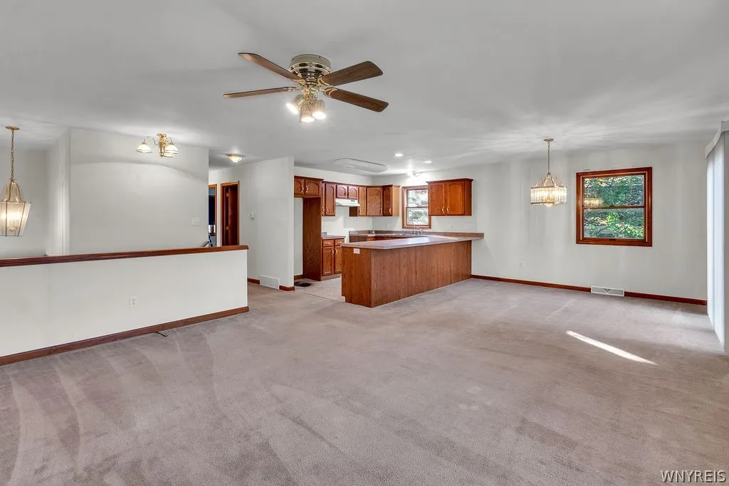 398 University Avenue, Tonawanda, New York 14223, Tonawanda, New York 14223, 2 Bedroom Bedrooms, 5 Room Rooms,1 BathroomBathrooms,Residential,For Sale,398 University Avenue, Tonawanda, New York 14223,0,B1723692