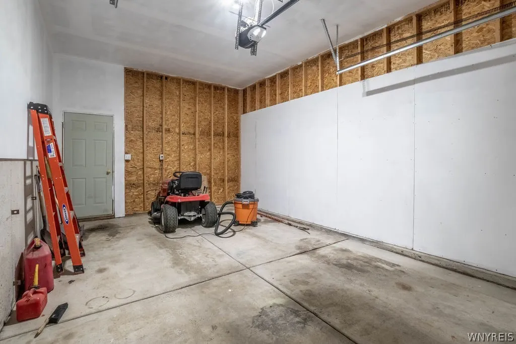 398 University Avenue, Tonawanda, New York 14223, Tonawanda, New York 14223, 2 Bedroom Bedrooms, 5 Room Rooms,1 BathroomBathrooms,Residential,For Sale,398 University Avenue, Tonawanda, New York 14223,0,B1723692