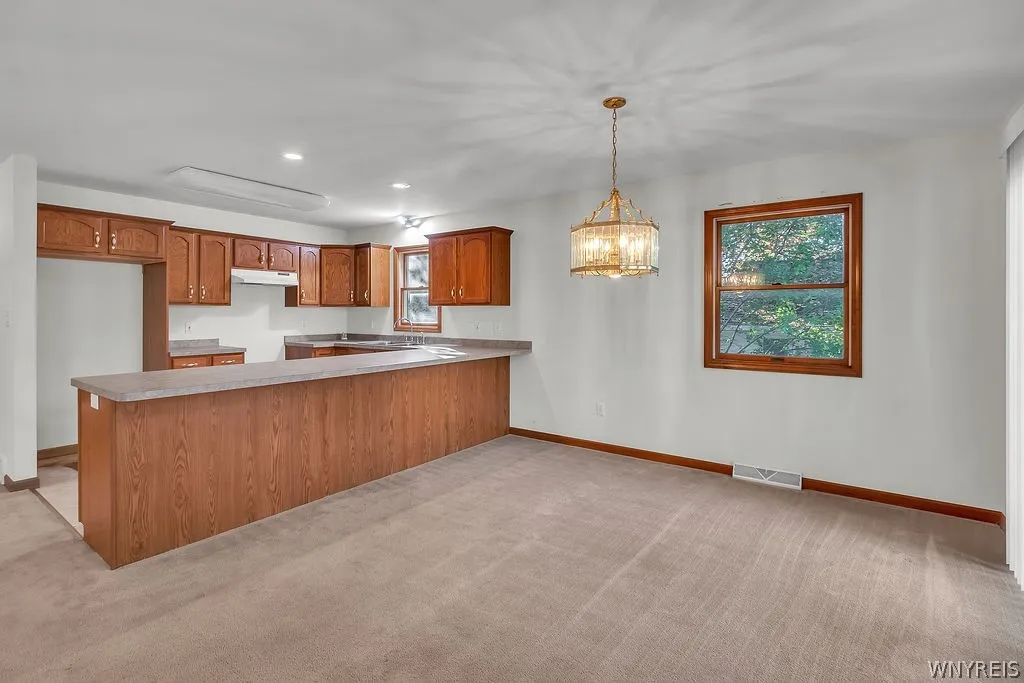 398 University Avenue, Tonawanda, New York 14223, Tonawanda, New York 14223, 2 Bedroom Bedrooms, 5 Room Rooms,1 BathroomBathrooms,Residential,For Sale,398 University Avenue, Tonawanda, New York 14223,0,B1723692