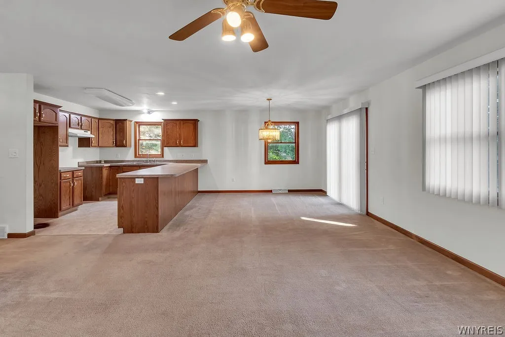 398 University Avenue, Tonawanda, New York 14223, Tonawanda, New York 14223, 2 Bedroom Bedrooms, 5 Room Rooms,1 BathroomBathrooms,Residential,For Sale,398 University Avenue, Tonawanda, New York 14223,0,B1723692