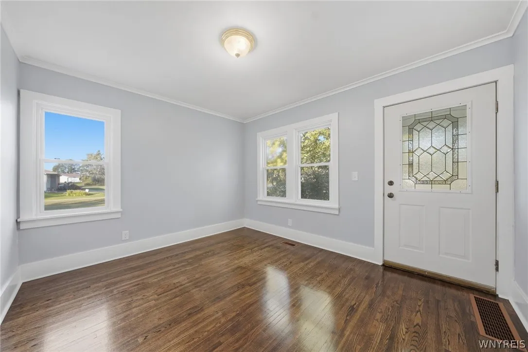3600 Transit Road, Orchard Park, New York 14127, Orchard Park, New York 14127, 3 Bedroom Bedrooms, 8 Room Rooms,1 BathroomBathrooms,Residential Lease,For Rent,3600 Transit Road, Orchard Park, New York 14127,0,B1724606
