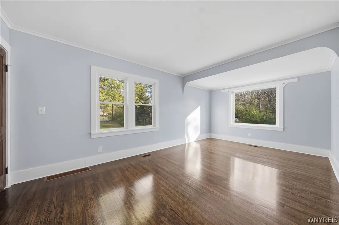 3600 Transit Road, Orchard Park, New York 14127, Orchard Park, New York 14127, 3 Bedroom Bedrooms, 8 Room Rooms,1 BathroomBathrooms,Residential Lease,For Rent,3600 Transit Road, Orchard Park, New York 14127,0,B1724606