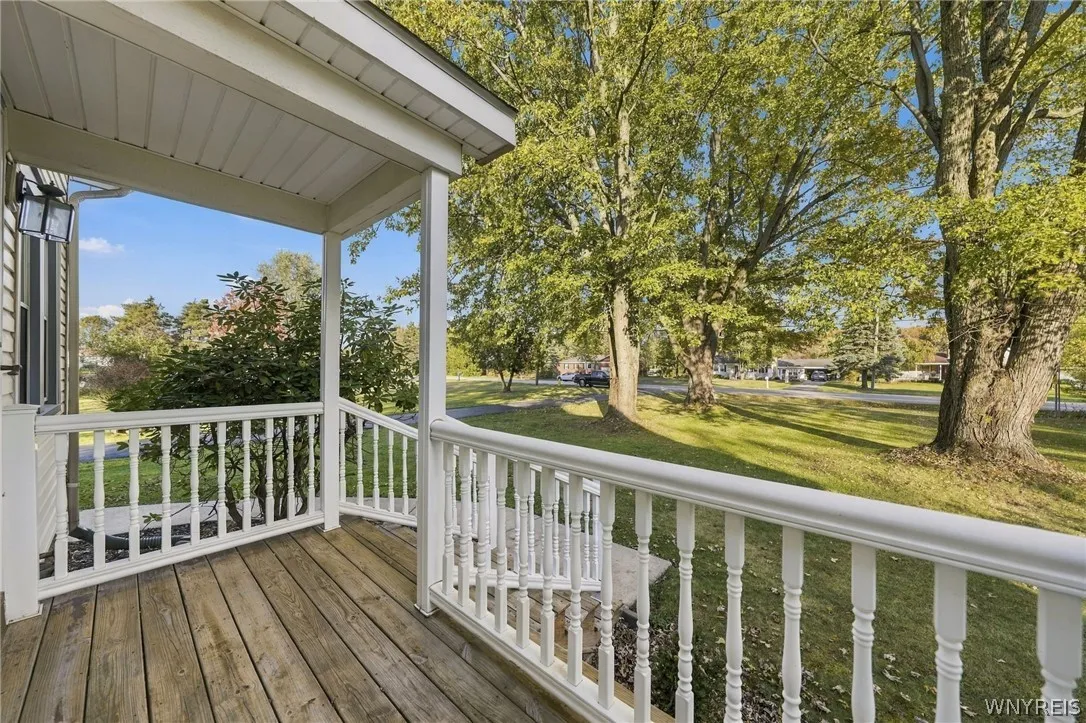 3600 Transit Road, Orchard Park, New York 14127, Orchard Park, New York 14127, 3 Bedroom Bedrooms, 8 Room Rooms,1 BathroomBathrooms,Residential Lease,For Rent,3600 Transit Road, Orchard Park, New York 14127,0,B1724606