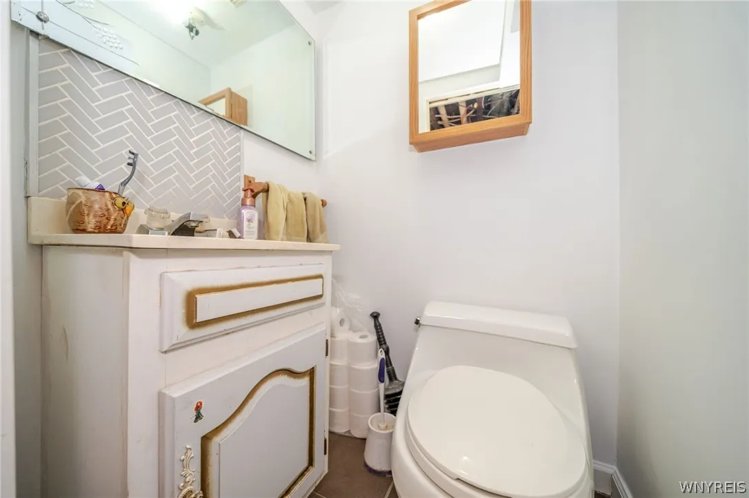 172 Downing Street, Buffalo, New York 14220, Buffalo, New York 14220, 3 Bedroom Bedrooms, 8 Room Rooms,1 BathroomBathrooms,Residential,For Sale,172 Downing Street, Buffalo, New York 14220,0,B1724637