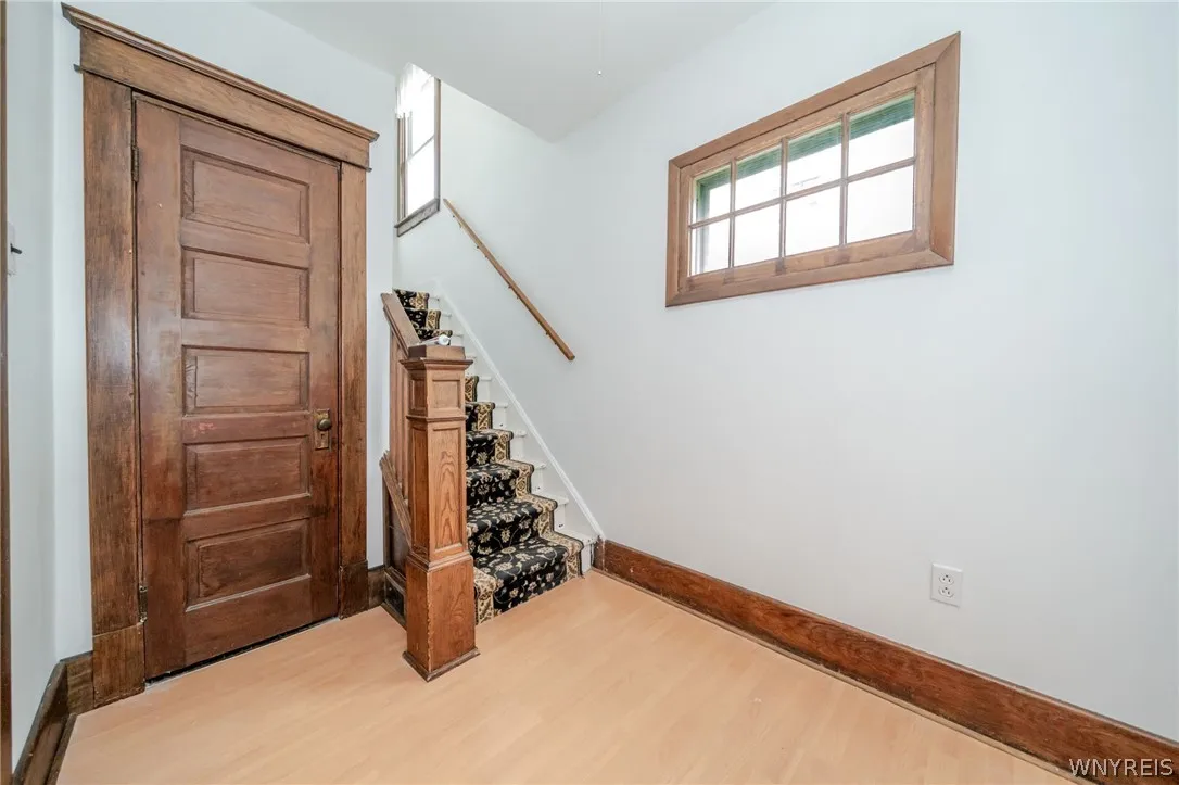 172 Downing Street, Buffalo, New York 14220, Buffalo, New York 14220, 3 Bedroom Bedrooms, 8 Room Rooms,1 BathroomBathrooms,Residential,For Sale,172 Downing Street, Buffalo, New York 14220,0,B1724637