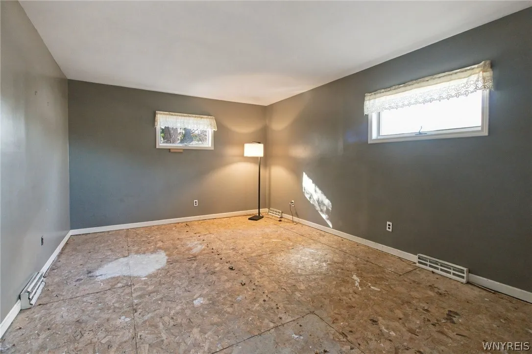 4920 Academy Street, Clarence, New York 14031, Clarence, New York 14031, 3 Bedroom Bedrooms, 6 Room Rooms,1 BathroomBathrooms,Residential,For Sale,4920 Academy Street, Clarence, New York 14031,0,B1724604