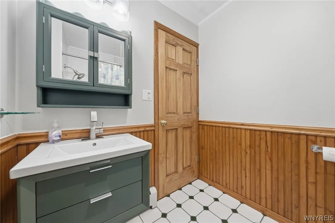 18 Wall Street, Tonawanda, New York 14150, Tonawanda, New York 14150, 3 Bedroom Bedrooms, 9 Room Rooms,2 BathroomBathrooms,Residential,For Sale,18 Wall Street, Tonawanda, New York 14150,0,B1724012
