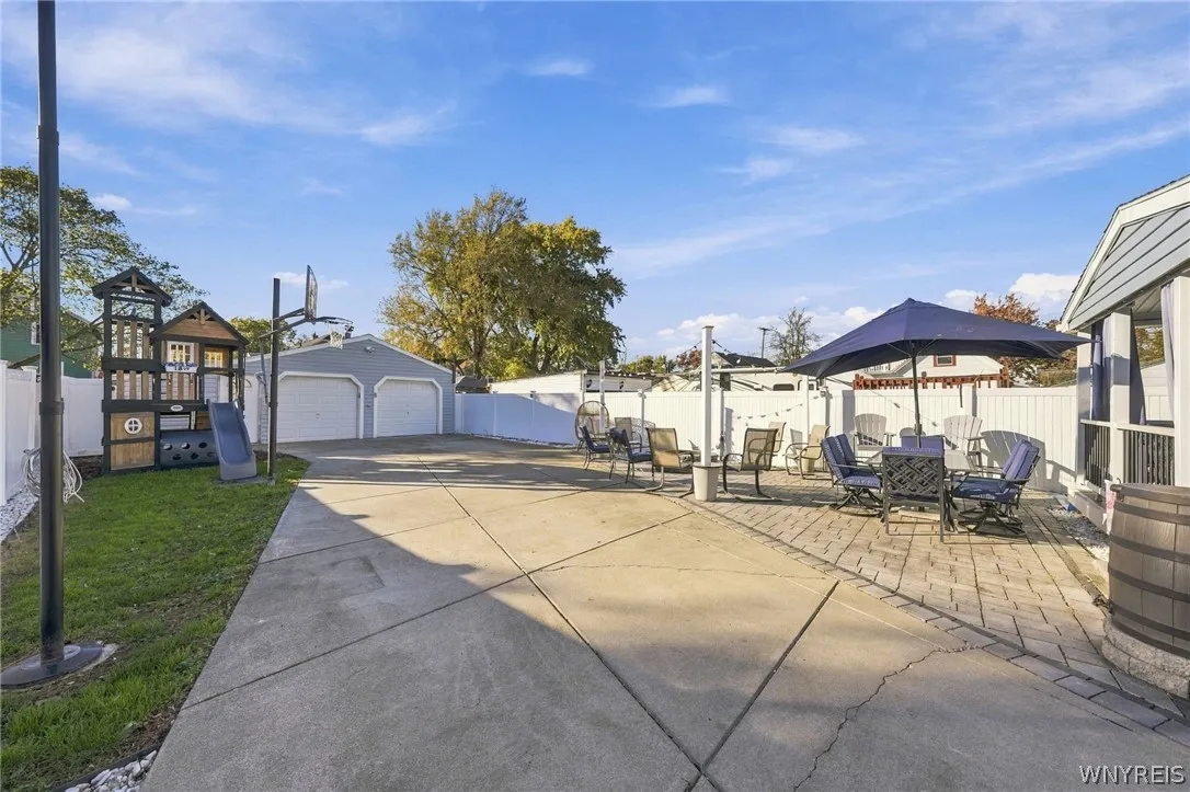 18 Wall Street, Tonawanda, New York 14150, Tonawanda, New York 14150, 3 Bedroom Bedrooms, 9 Room Rooms,2 BathroomBathrooms,Residential,For Sale,18 Wall Street, Tonawanda, New York 14150,0,B1724012