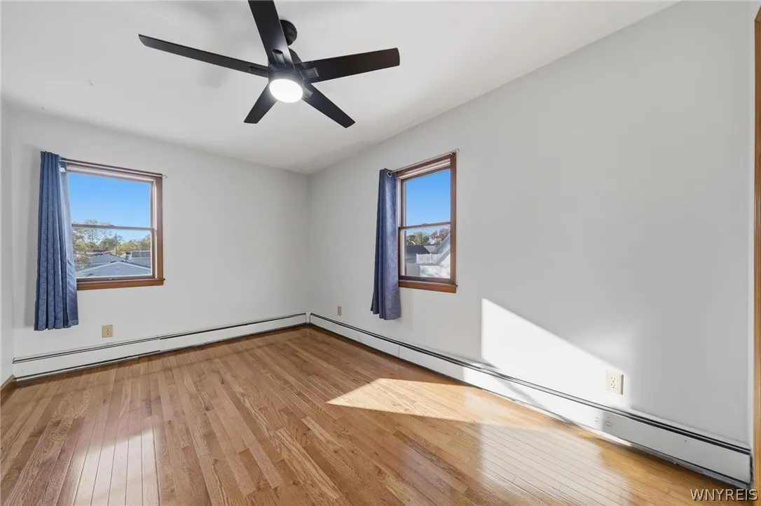 18 Wall Street, Tonawanda, New York 14150, Tonawanda, New York 14150, 3 Bedroom Bedrooms, 9 Room Rooms,2 BathroomBathrooms,Residential,For Sale,18 Wall Street, Tonawanda, New York 14150,0,B1724012
