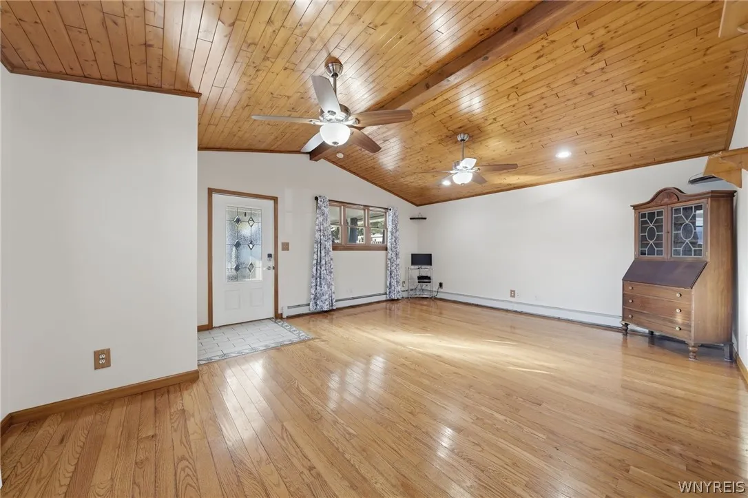 18 Wall Street, Tonawanda, New York 14150, Tonawanda, New York 14150, 3 Bedroom Bedrooms, 9 Room Rooms,2 BathroomBathrooms,Residential,For Sale,18 Wall Street, Tonawanda, New York 14150,0,B1724012