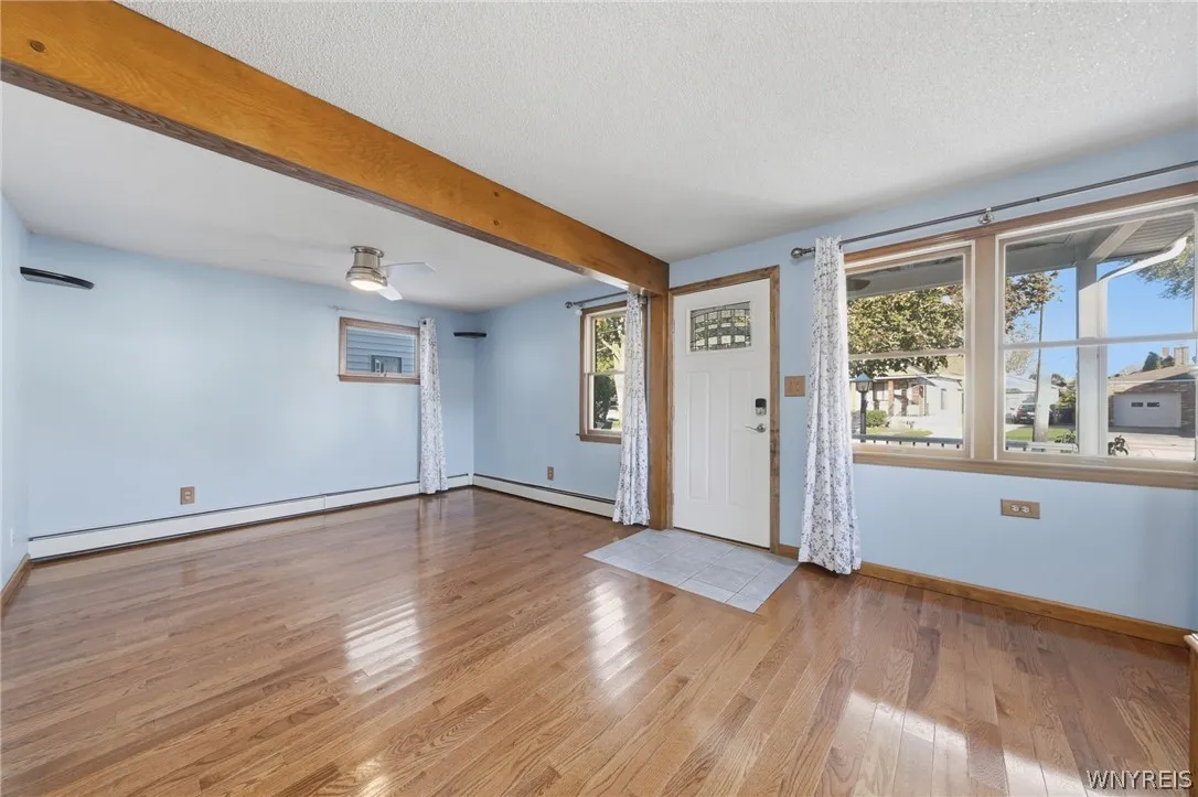 18 Wall Street, Tonawanda, New York 14150, Tonawanda, New York 14150, 3 Bedroom Bedrooms, 9 Room Rooms,2 BathroomBathrooms,Residential,For Sale,18 Wall Street, Tonawanda, New York 14150,0,B1724012