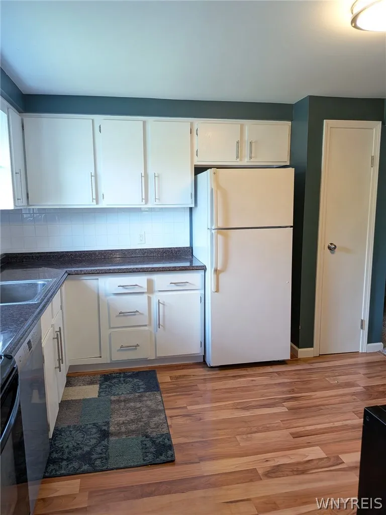 71 Georgian Lane 5, Amherst, New York 14221, Amherst, New York 14221, 2 Bedroom Bedrooms, 5 Room Rooms,2 BathroomBathrooms,Residential,For Sale,71 Georgian Lane 5, Amherst, New York 14221,0,B1724622