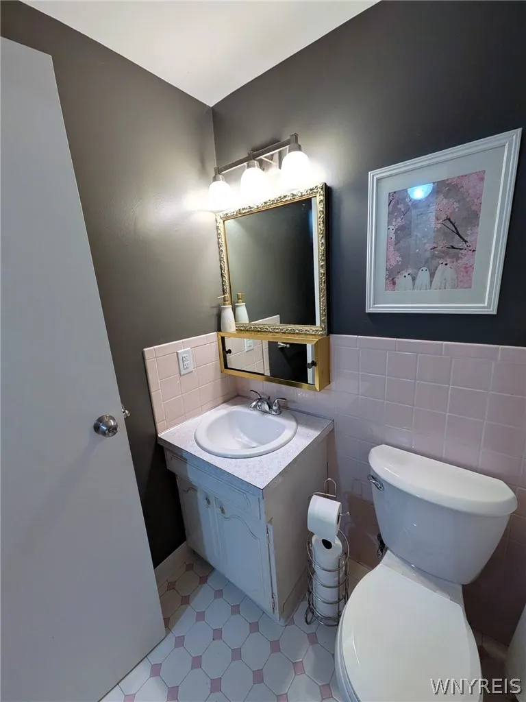 71 Georgian Lane 5, Amherst, New York 14221, Amherst, New York 14221, 2 Bedroom Bedrooms, 5 Room Rooms,2 BathroomBathrooms,Residential,For Sale,71 Georgian Lane 5, Amherst, New York 14221,0,B1724622